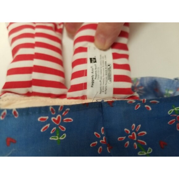 Raggedy Ann 80th Anniversary 18 In Plush Doll Hasbro 2002 - Picture 4 of 7